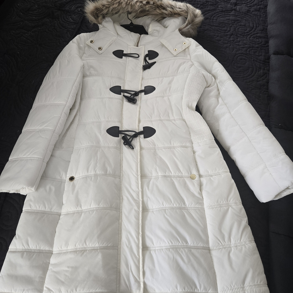 Women's White Hooded Coat with Faux Fur Trim